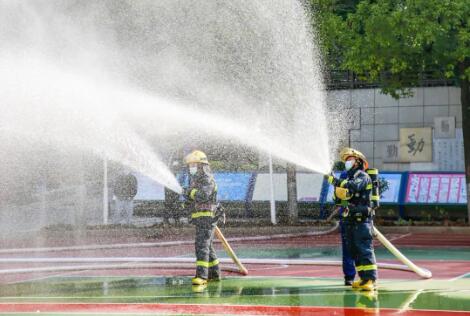 全国消防日，我们请来了大家的“蓝朋友”